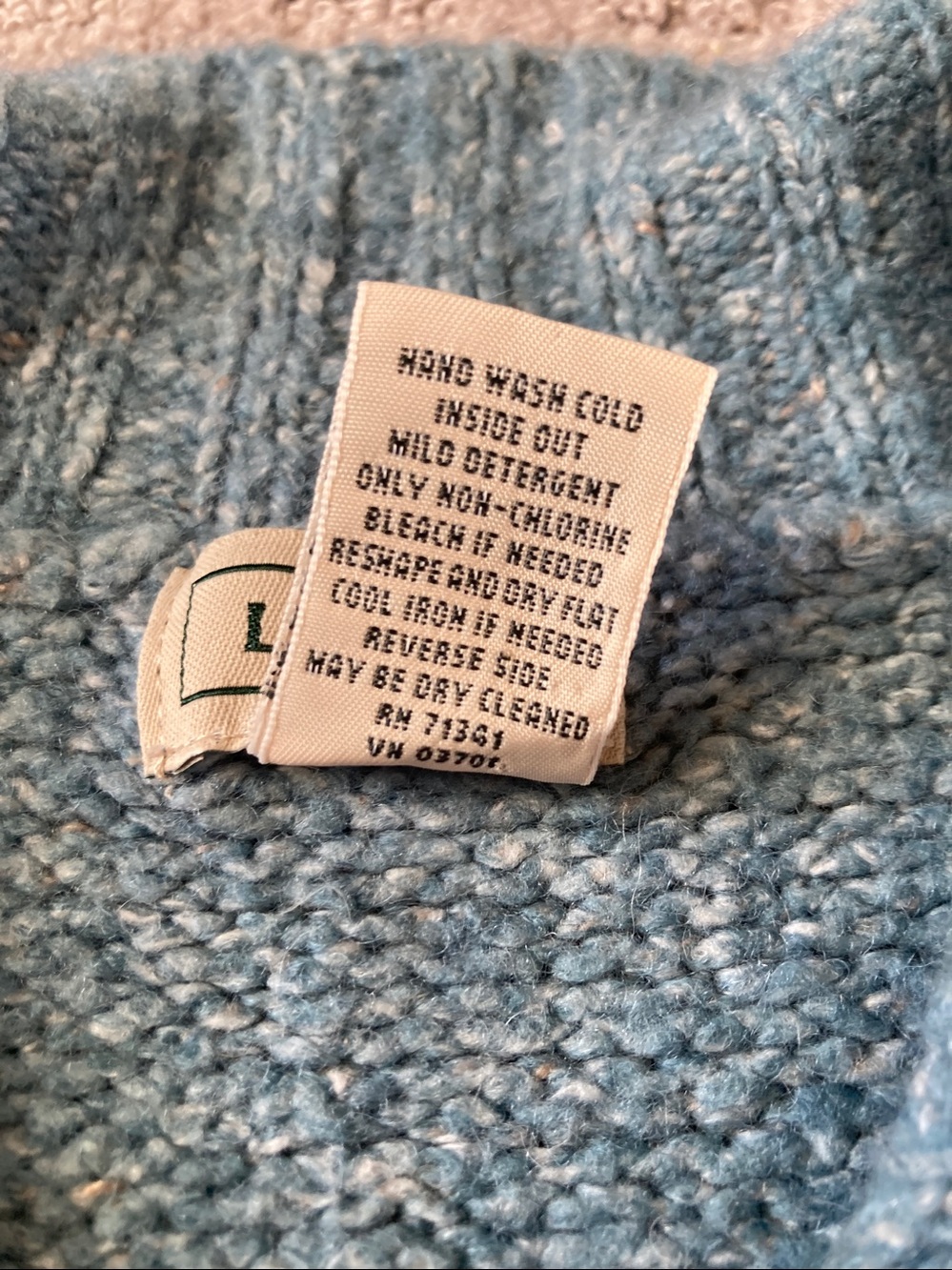 L.L. Bean blue wool-blend cable knit sweater vest, Large. - Picture 4 of 6